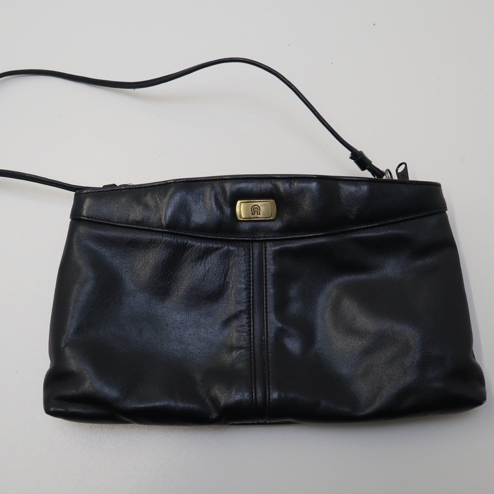 Etienne Aigner Black Leather Shoulder Bag Purse Handbag Clutch